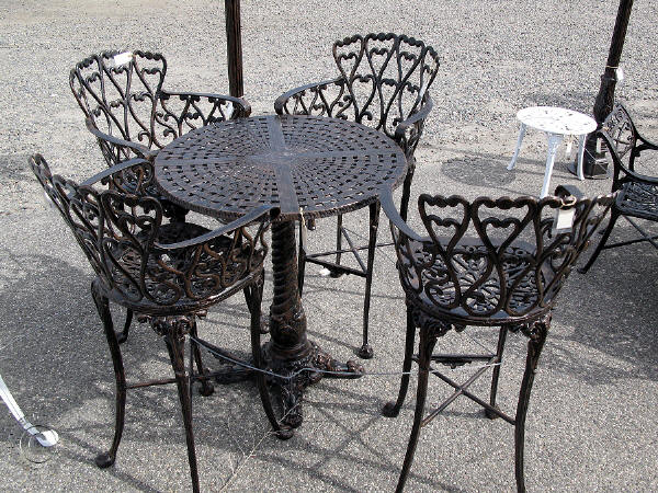 Basket Weave Barstools & Table