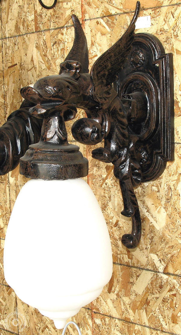 Sconce Gargoyle Single
